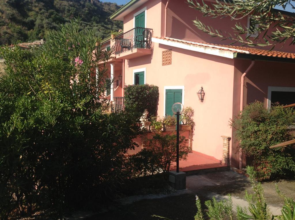 Hotel Villa Sirina Taormina Kültér fotó