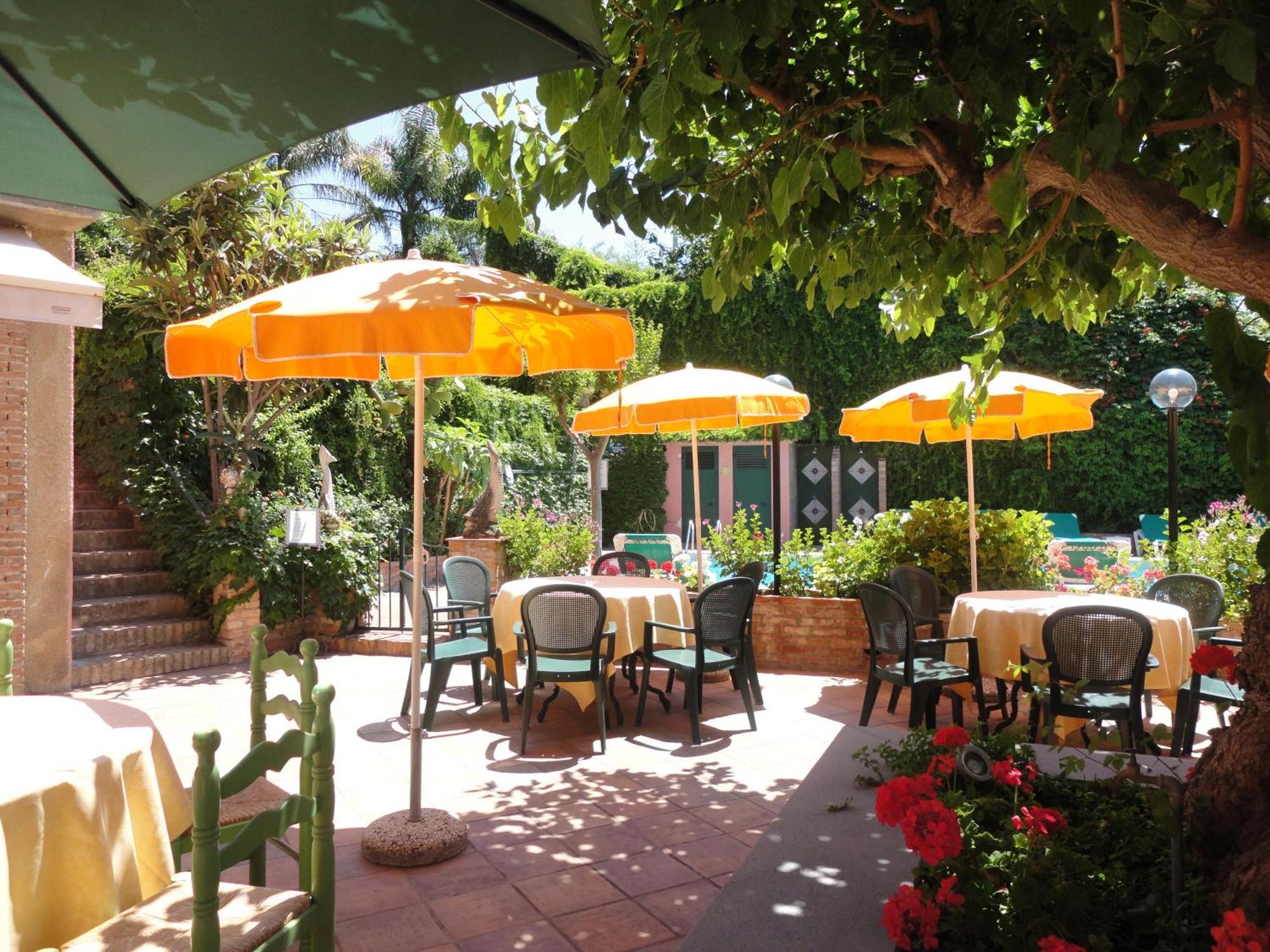 Hotel Villa Sirina Taormina Kültér fotó