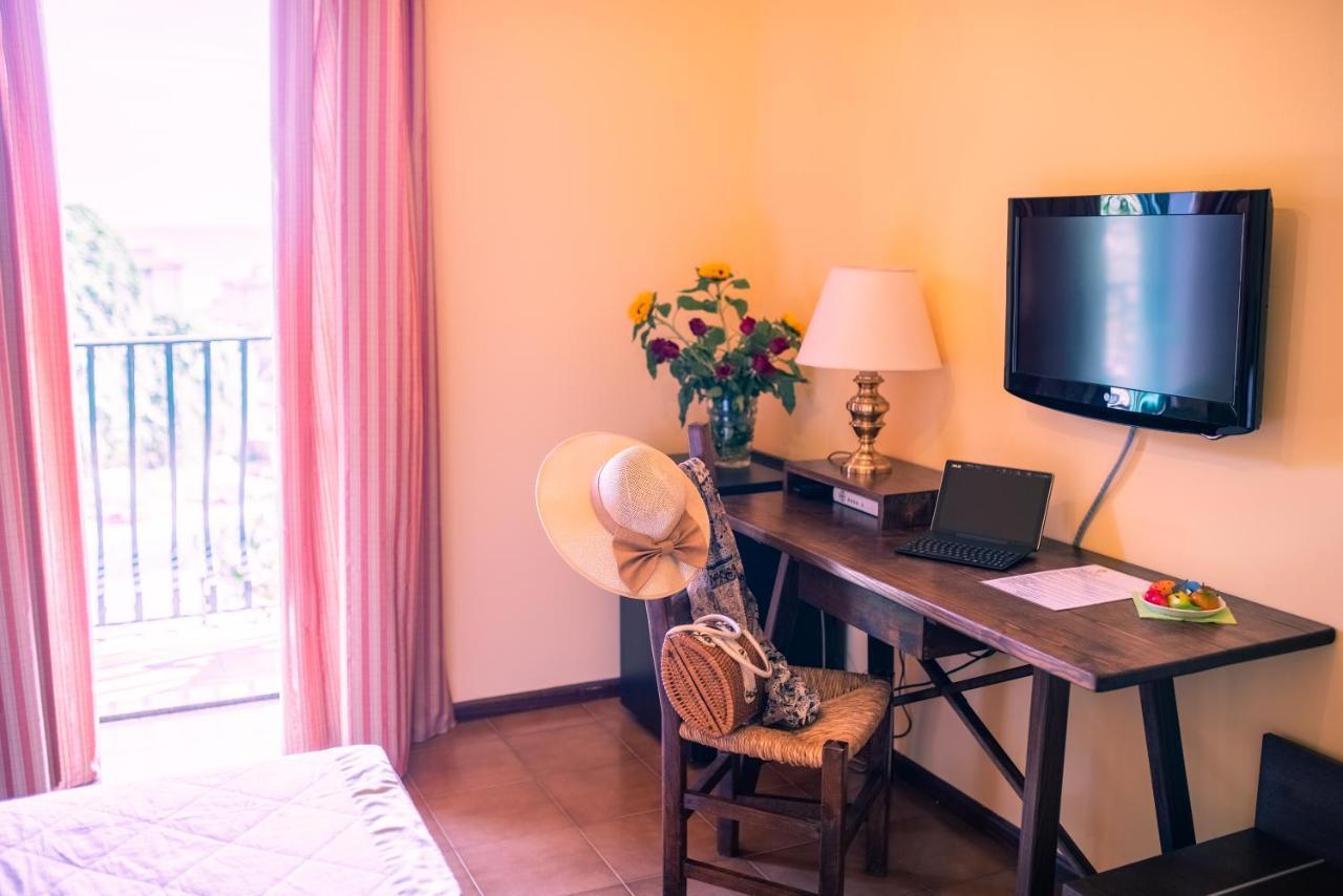 Hotel Villa Sirina Taormina Kültér fotó